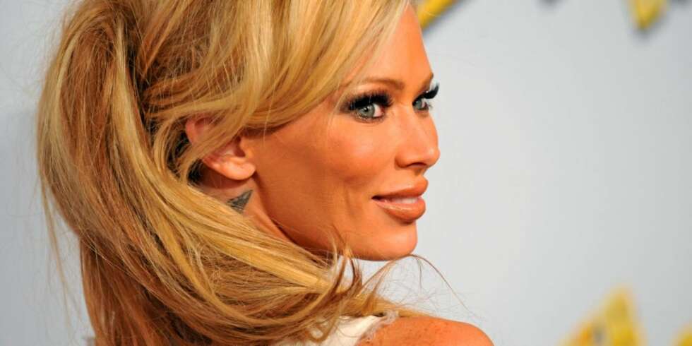 DOBBEL LYKKE: Jenna Jameson bekrefter de gode nyhetene om tvillinger. DOBBEL LYKKE: Jenna Jameson bekrefter de gode nyhetene om tvillinger.