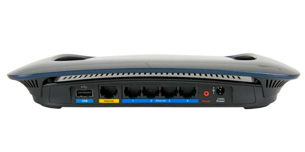 FOR BESTEMOR: Med Linksys WRT610N skal selv bestemor kunne sette opp et sikkert trådløst nettverk. FOR BESTEMOR: Med Linksys WRT610N skal selv bestemor kunne sette opp et sikkert trådløst nettverk.
