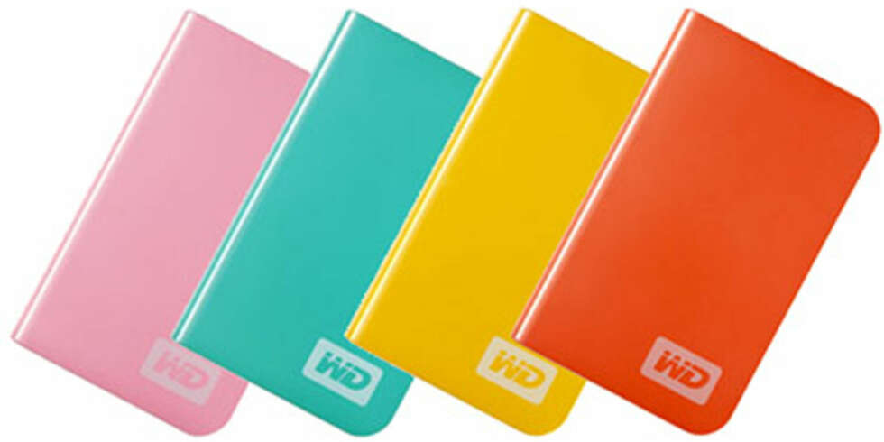 FARGERIK: Også Western Digital har forstått at selv et lagringsmedium ikke nødvendigvis må være svart eller grått. FARGERIK: Også Western Digital har forstått at selv et lagringsmedium ikke nødvendigvis må være svart eller grått.