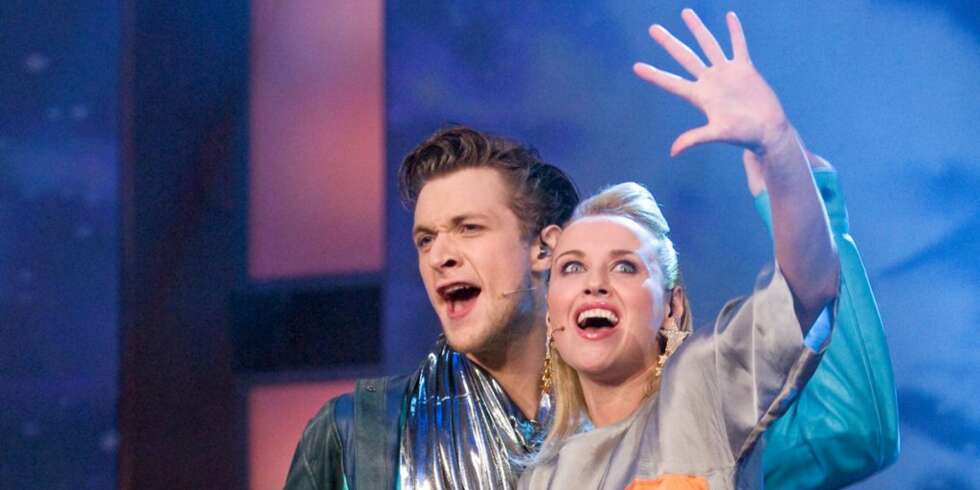 Christine Marie Aas Underland blir ikke lenger å se i Grease-konkurransen. Her er Christine Marie sammen med makker Bjørnar Reime Erlandsen.
FOTO: MORTEN BENDIKSEN Christine Marie Aas Underland blir ikke lenger å se i Grease-konkurransen. Her er Christine Marie sammen med makker Bjørnar Reime Erlandsen.
FOTO: MORTEN BENDIKSEN