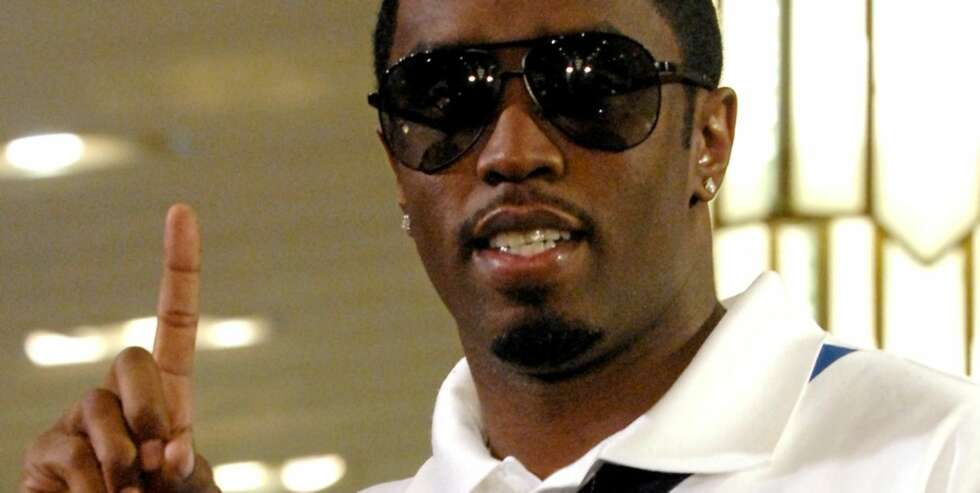 MOTEMAGNAT: Diddy tjener over 3 milliarder kroner i året på moteimperiet sitt. MOTEMAGNAT: Diddy tjener over 3 milliarder kroner i året på moteimperiet sitt.