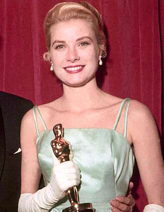 SKJØNNHET: Grace Kelly var en av verdens vakreste kvinner. SKJØNNHET: Grace Kelly var en av verdens vakreste kvinner.