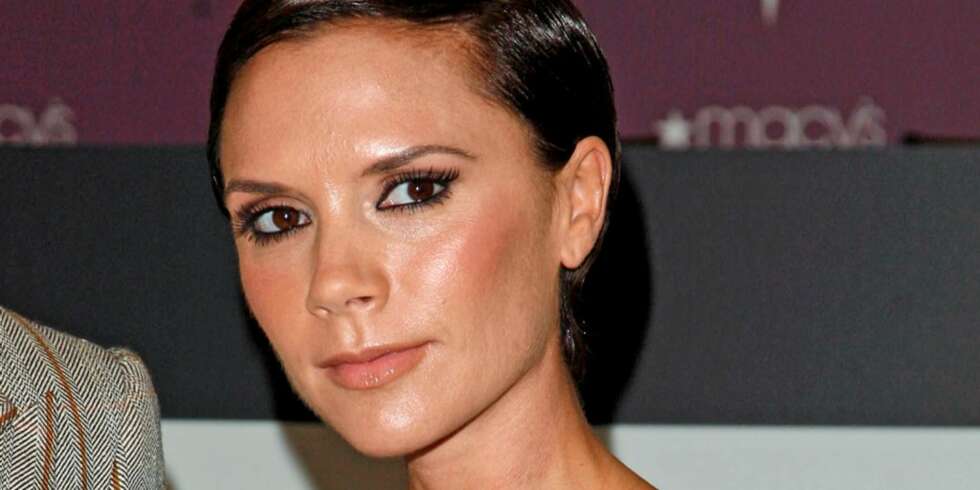 VELLYKKET STRATEGI: Victoria Beckhams bevegelser er planlagt ned til minste detalj. Nå er hun endelig midtpunkt igjen. VELLYKKET STRATEGI: Victoria Beckhams bevegelser er planlagt ned til minste detalj. Nå er hun endelig midtpunkt igjen.
