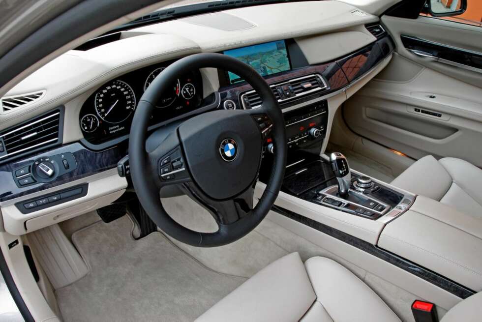 BMW 7-serie 2009 lansering Dresden BMW 7-serie 2009 lansering Dresden