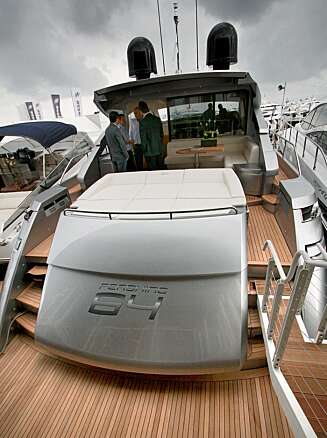 Pershing 64 Pershing 64