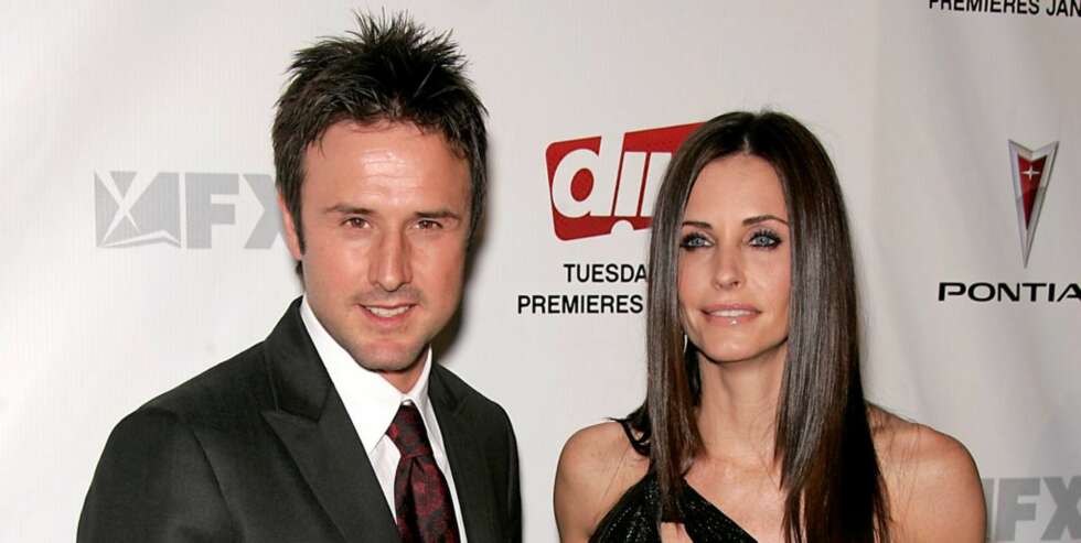 Både Courteney Cox og ektemannen David Arquette ble arbeidsløse da hjertebarnet "Dirt" gikk inn. Både Courteney Cox og ektemannen David Arquette ble arbeidsløse da hjertebarnet "Dirt" gikk inn.