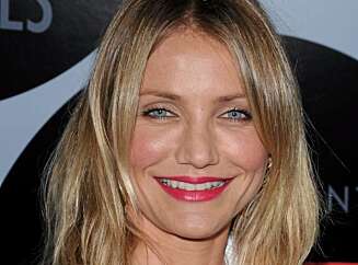 DUMMERE? Cameron Diaz. DUMMERE? Cameron Diaz.