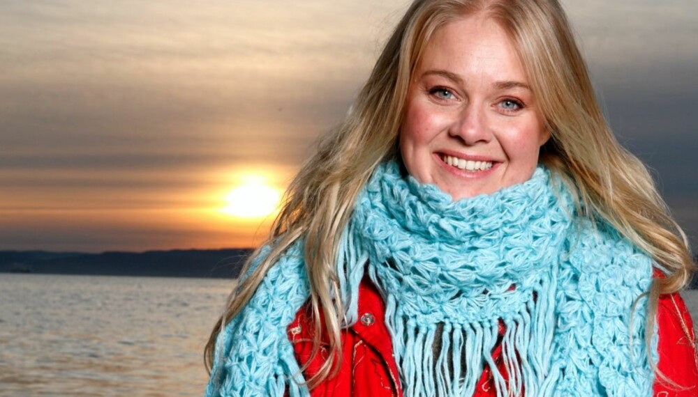 – Det er ensomt å oppdra barn alene. Det er så mange ting jeg skulle ha diskutert, og gleder jeg ville delt, med faren hans, sier Björg Thorhallsdottir. – Det er ensomt å oppdra barn alene. Det er så mange ting jeg skulle ha diskutert, og gleder jeg ville delt, med faren hans, sier Björg Thorhallsdottir.