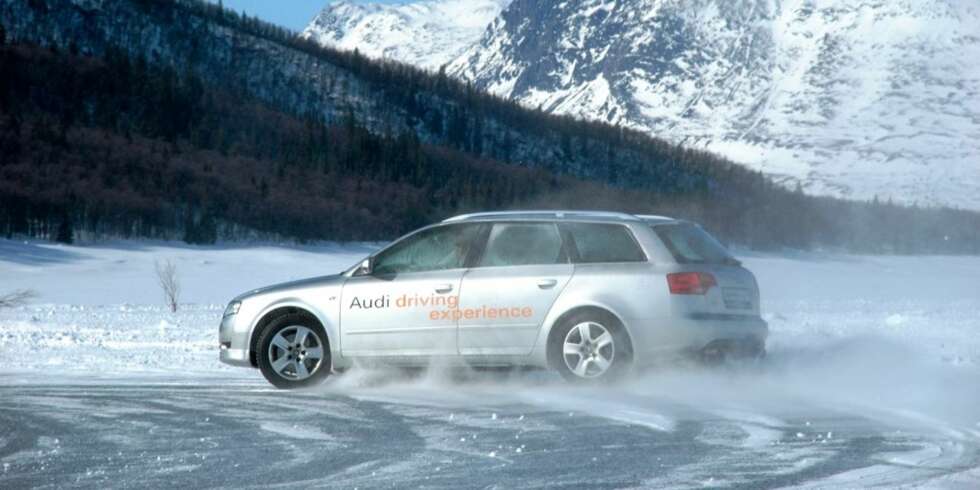 4x4 BENSIN: Salgstallene tyder på at for eksempel en Audi quattro med snill bensinmotor - her på Golsfjellet - fort kan bli en slager igjen. 4x4 BENSIN: Salgstallene tyder på at for eksempel en Audi quattro med snill bensinmotor - her på Golsfjellet - fort kan bli en slager igjen.