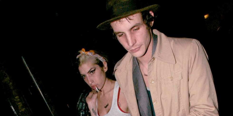 RADARPAR: Amy Winehouse og Blake Fielder-Civil har begge vært på kant med loven. Nå vil Blake rette på livet sitt etter fengselsoppholdet. RADARPAR: Amy Winehouse og Blake Fielder-Civil har begge vært på kant med loven. Nå vil Blake rette på livet sitt etter fengselsoppholdet.