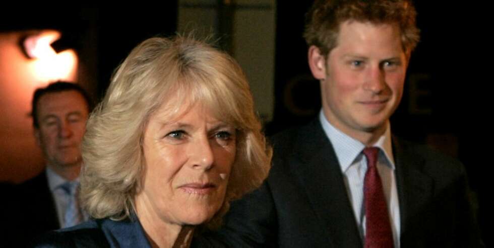 KREATIV: Camilla har brukt kreativiteten sin da hun kjøpte gaver til sin mann. Alle gavene er personlige og betyr noe spesielt for Charles. KREATIV: Camilla har brukt kreativiteten sin da hun kjøpte gaver til sin mann. Alle gavene er personlige og betyr noe spesielt for Charles.
