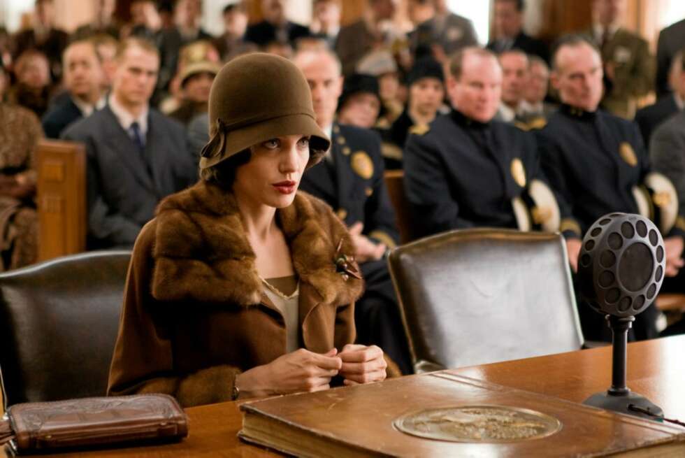 KARRIERESLUTT: Angelina Jolie som Christine Collins i Changeling. KARRIERESLUTT: Angelina Jolie som Christine Collins i Changeling.