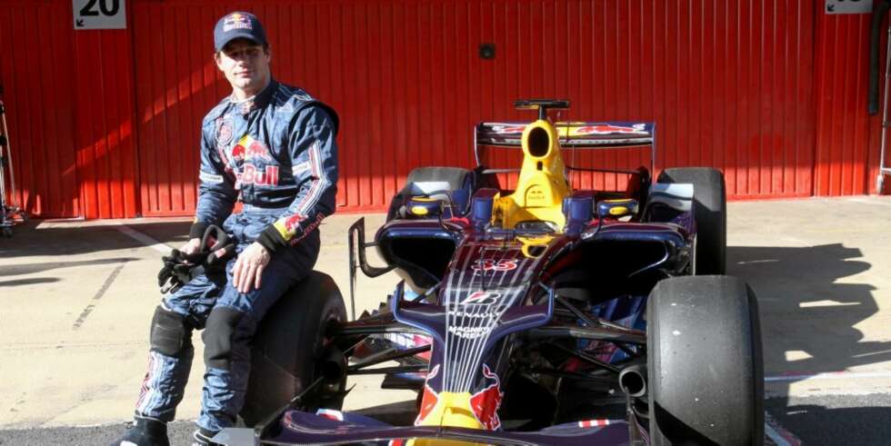 RED BULL: Det er energidrikken Red Bull som har gitt Loeb muligheten til å testkjøre i Formel 1. Samme firma sponser også Loebs rallyteam. RED BULL: Det er energidrikken Red Bull som har gitt Loeb muligheten til å testkjøre i Formel 1. Samme firma sponser også Loebs rallyteam.