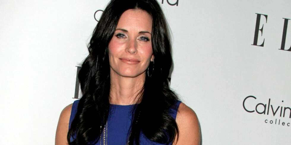 VAKKER: Courteney Cox er enkel og elegant i dette antrekket VAKKER: Courteney Cox er enkel og elegant i dette antrekket