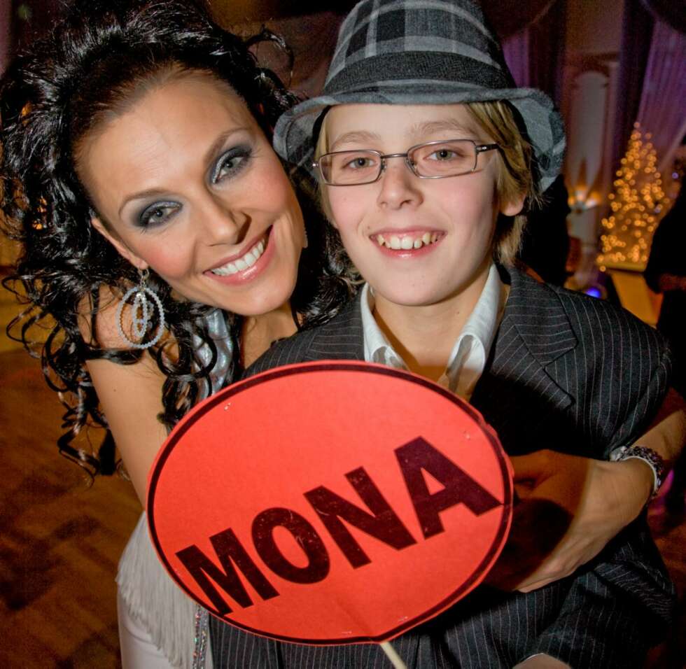 Mona Grudt fikk støtte av sønnen Oliver. Mona Grudt fikk støtte av sønnen Oliver.