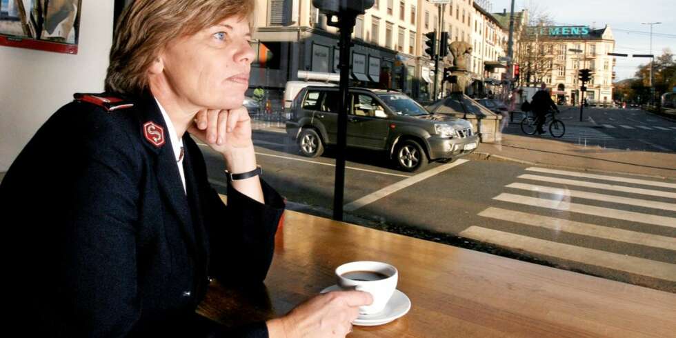 TØFT ÅR: Birgitte Brekke har tatt ett skritt om gangen etter at hun fikk sjokkbeskjeden om at hennes ektemann gjennom 27 år var skutt og drept. (Alle foto: Britt Krogsvold Andersen) TØFT ÅR: Birgitte Brekke har tatt ett skritt om gangen etter at hun fikk sjokkbeskjeden om at hennes ektemann gjennom 27 år var skutt og drept. (Alle foto: Britt Krogsvold Andersen)