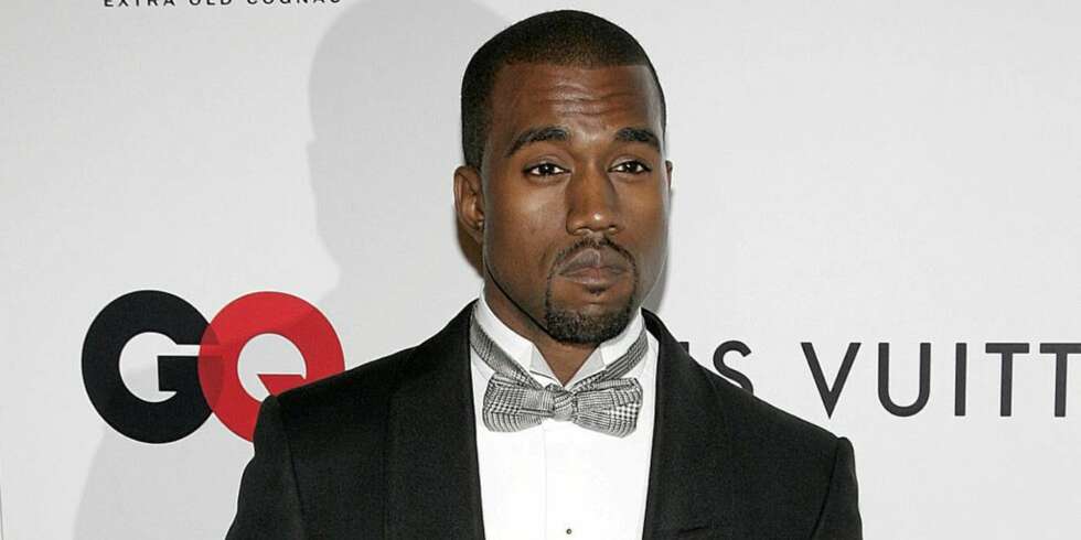 MOTE-BURSDAG: Kanye West feiret 30-årsdagen sin på Louis Vuittons flaggskip-butikk i New York. Nå vil han gjerne «gå i læra» hos LV. MOTE-BURSDAG: Kanye West feiret 30-årsdagen sin på Louis Vuittons flaggskip-butikk i New York. Nå vil han gjerne «gå i læra» hos LV.