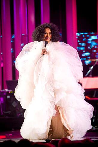 Diana Ross avsluttet hele Nobelshowet. Diana Ross avsluttet hele Nobelshowet.