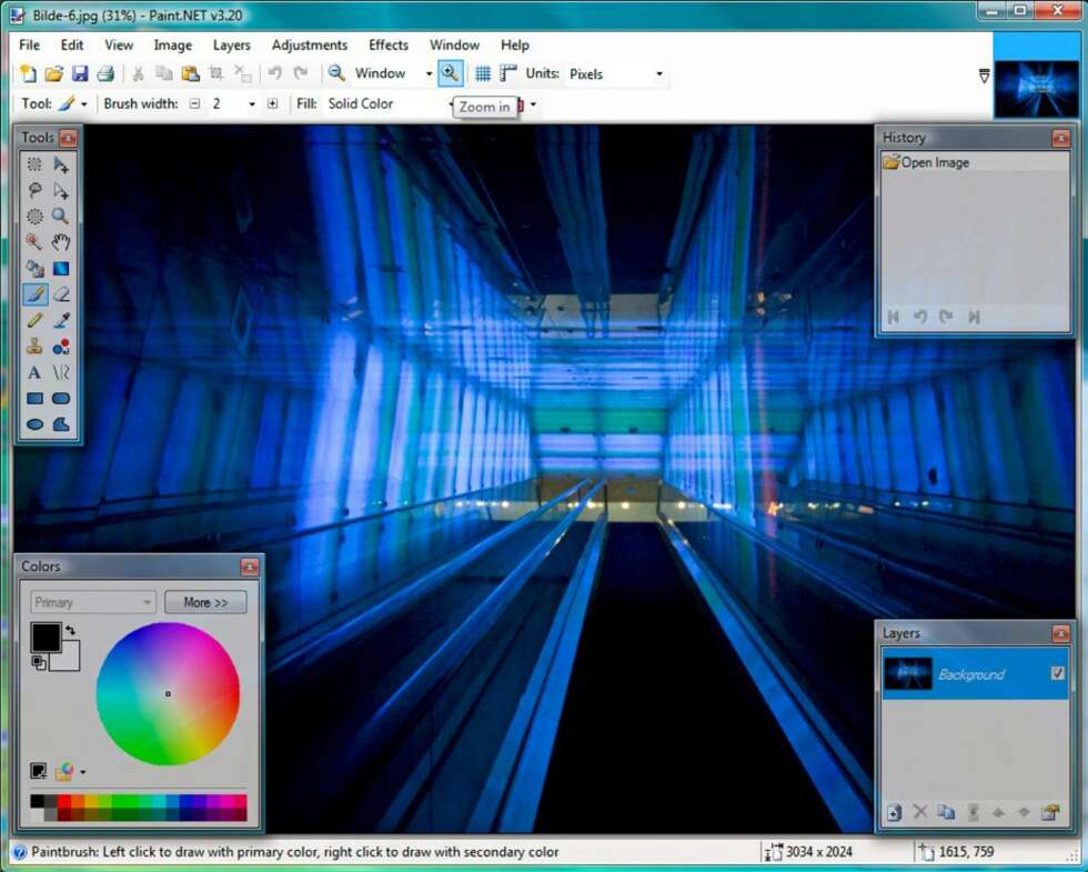 Paint.NET lar deg installere nye plugins som kan gjøre mye for bildene dine. Paint.NET lar deg installere nye plugins som kan gjøre mye for bildene dine.