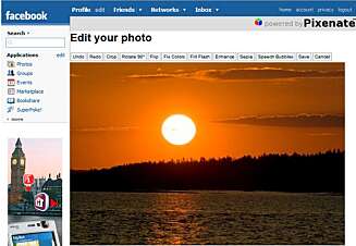 Pixenate har også en egen Facebook-applikasjon Pixenate har også en egen Facebook-applikasjon