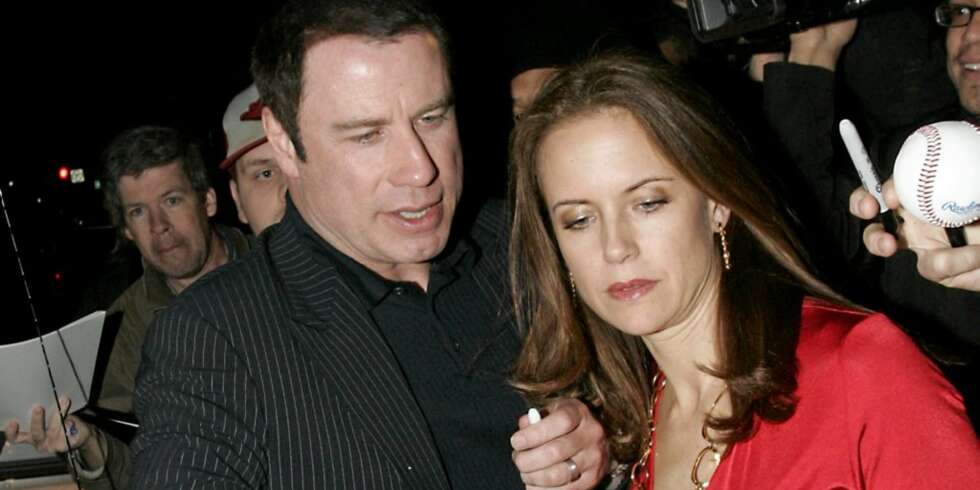 MISTET SØNNEN: John Travolta og Kelly Preston mistet sin 16 år gamle sønn Jett på ferie på Bahamas sist uke. MISTET SØNNEN: John Travolta og Kelly Preston mistet sin 16 år gamle sønn Jett på ferie på Bahamas sist uke.