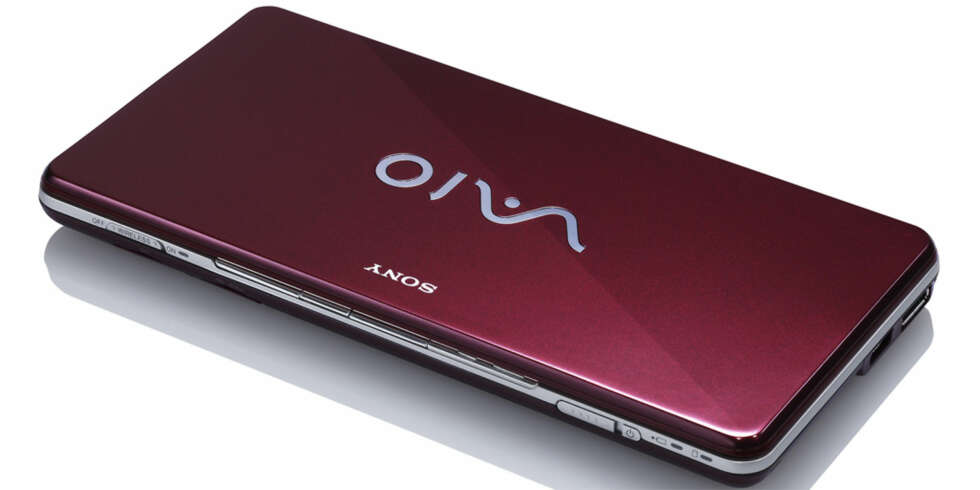 AVLANG: Sonys nye Vaio skiller seg fra mengden med sin rektangulære form. AVLANG: Sonys nye Vaio skiller seg fra mengden med sin rektangulære form.