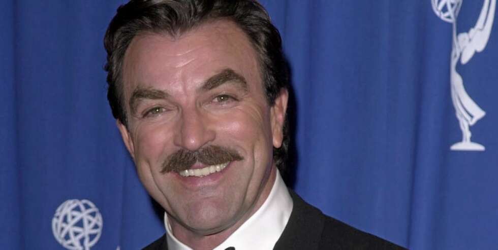 BARTEMANN V: Tom Selleck er viden kjent for sin fyldige bart. BARTEMANN V: Tom Selleck er viden kjent for sin fyldige bart.