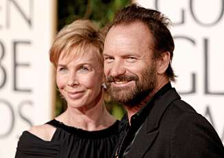 NY: Sting som mørk kjekkas med kona Trudie Styler på Golden Globe-utdelingen søndag. NY: Sting som mørk kjekkas med kona Trudie Styler på Golden Globe-utdelingen søndag.