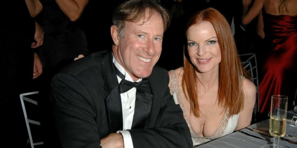 SYK: Marcia Cross' ektemann Tom Mahoney får behandling mot kreften, og responderer bra så langt. SYK: Marcia Cross' ektemann Tom Mahoney får behandling mot kreften, og responderer bra så langt.