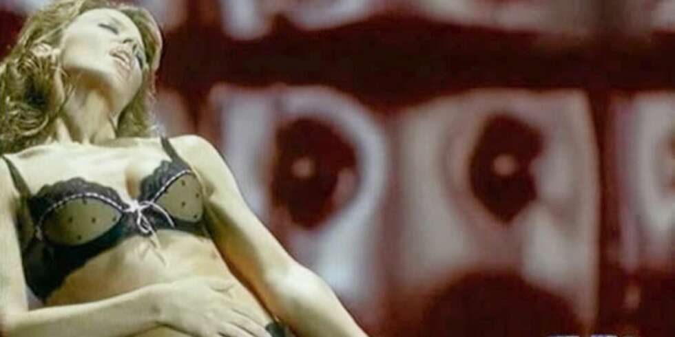SEXY RIDETUR: Kylie Minogue i undertøyet tok innersvingen på alle andre kinoreklamer. SEXY RIDETUR: Kylie Minogue i undertøyet tok innersvingen på alle andre kinoreklamer.