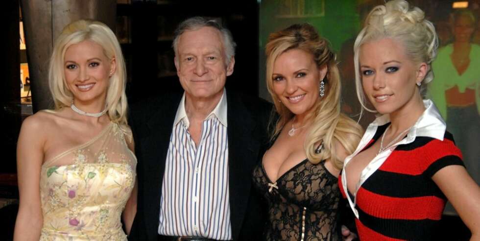 TAPT KJÆRLIGHET: Hugh Hefner med Holly, Bridget og Kendra TAPT KJÆRLIGHET: Hugh Hefner med Holly, Bridget og Kendra