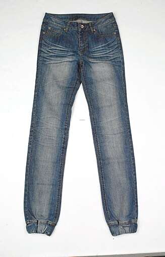 KULE JEANS: Posejeans fra Cubus, kr 399. KULE JEANS: Posejeans fra Cubus, kr 399.
