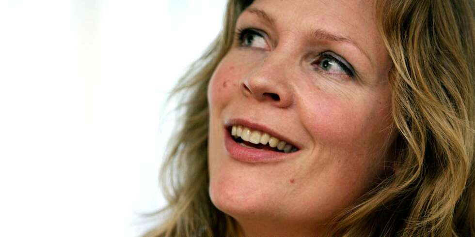 SKOMOTE: Forfatter Åsne Seierstad er av skoprodusenten Ecco nominert til pris for stil og engasjement. SKOMOTE: Forfatter Åsne Seierstad er av skoprodusenten Ecco nominert til pris for stil og engasjement.