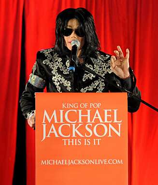 THIS IS IT: Michael Jackson mener han skal legge opp etter sommeren i London. Ekspertene tror noe annet. THIS IS IT: Michael Jackson mener han skal legge opp etter sommeren i London. Ekspertene tror noe annet.