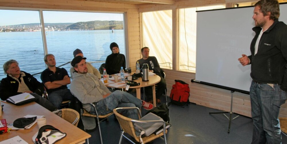 ARRANGERER KURS: Det er først og fremst bedrifter og andre profesjonelle som tar kurset. ARRANGERER KURS: Det er først og fremst bedrifter og andre profesjonelle som tar kurset.
