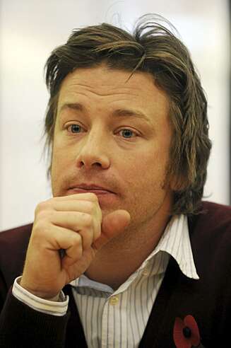 Jamie oliver har flere ganger lagt inn gode ord for det britiske svinekjøttet. Jamie oliver har flere ganger lagt inn gode ord for det britiske svinekjøttet.