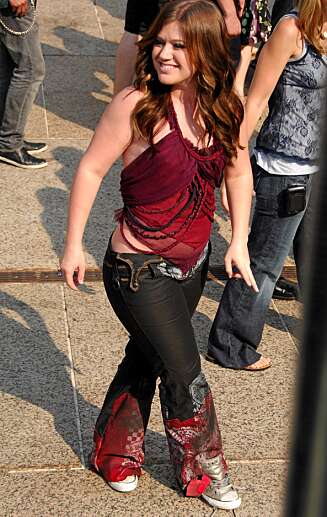 TJUKK? Kelly Clarkson mener hun var den tjukkeste i "American Idol". TJUKK? Kelly Clarkson mener hun var den tjukkeste i "American Idol".