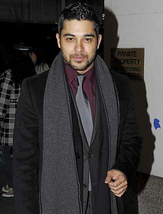 FLØRT: Wilmer Valderrama har sjamert mange damer. Sist uke var det Rihanna som fikk påspandert champagne av "That 70's Show"-stjernen. FLØRT: Wilmer Valderrama har sjamert mange damer. Sist uke var det Rihanna som fikk påspandert champagne av "That 70's Show"-stjernen.