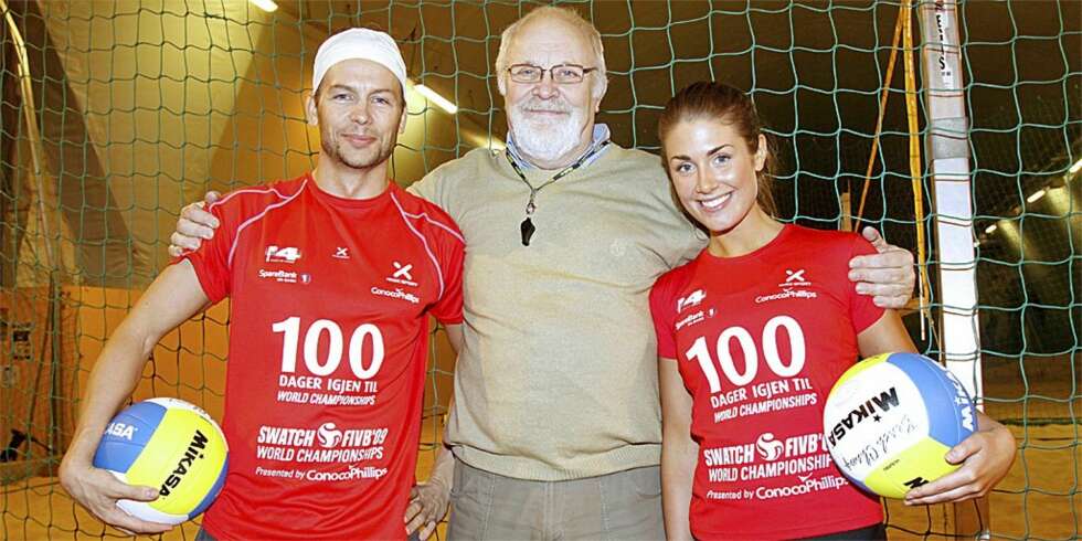 MØTTE SVIGERFAR: ¿ Tone er ei utrolig flott jente, sier Raymond Wardenær, pappaen til Tone Damli Aaberges kjæreste Simen. Han er en legende i volleyballmiljøet i Norge. MØTTE SVIGERFAR: ¿ Tone er ei utrolig flott jente, sier Raymond Wardenær, pappaen til Tone Damli Aaberges kjæreste Simen. Han er en legende i volleyballmiljøet i Norge.
