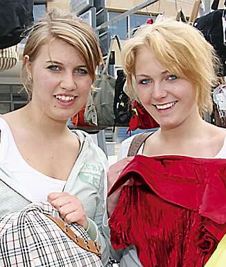 Ann Tonje Huset og Camilla Garli. Ann Tonje Huset og Camilla Garli.