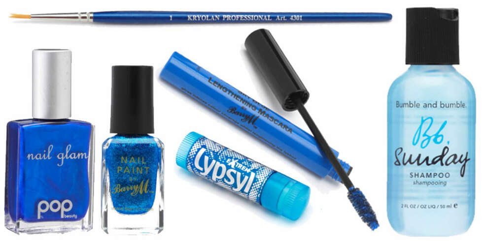 Fra venstre: Kryolan liner pensel, kr 30 (øverst). Pop Beauty Nail Glam Ocean, kr 85. Barry M Nail Paint Blue Glitter, kr 140. Lypsyl Extreme, kr 24. Barry M Lengthening Mascara sky blue, kr 140. Bumble and Bumble Sunday Shampoo, 50 ml, kr 85. Fra venstre: Kryolan liner pensel, kr 30 (øverst). Pop Beauty Nail Glam Ocean, kr 85. Barry M Nail Paint Blue Glitter, kr 140. Lypsyl Extreme, kr 24. Barry M Lengthening Mascara sky blue, kr 140. Bumble and Bumble Sunday Shampoo, 50 ml, kr 85.