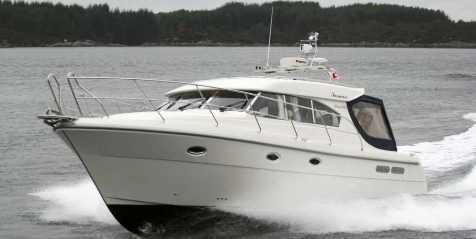 KLASSIKER: Saga 415, også kjent som 385, er en tur- og helårsbåt av høy kvalitet. KLASSIKER: Saga 415, også kjent som 385, er en tur- og helårsbåt av høy kvalitet.