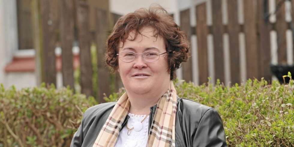 STYLET SANGFUGL: Susan Boyle, det skotske supertalentet, har fått hjelp med looken. STYLET SANGFUGL: Susan Boyle, det skotske supertalentet, har fått hjelp med looken.