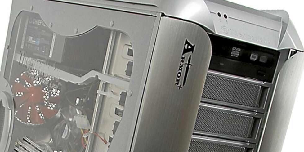 RÅ: Multicom Gamer eXtreme 1200 er et saftig spillsystem. RÅ: Multicom Gamer eXtreme 1200 er et saftig spillsystem.