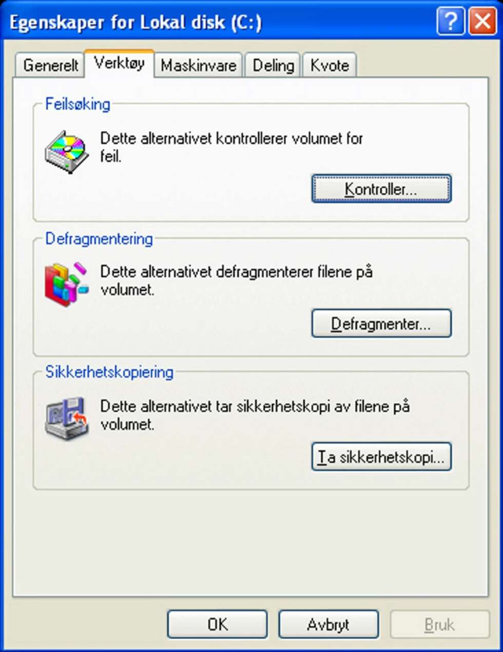SØK ETTER FEIL: Windows feilsøking finner fysiske skader på harddisken. Høyreklikk på den aktuelle harddisken og velg «egenskaper» for tilgang til feilsøking. SØK ETTER FEIL: Windows feilsøking finner fysiske skader på harddisken. Høyreklikk på den aktuelle harddisken og velg «egenskaper» for tilgang til feilsøking.