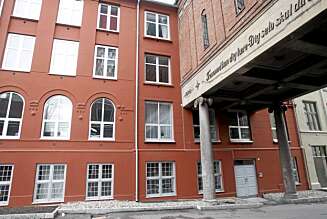 HER BOR DE: Her i Marianns leilighet i Oslo skal turtelduene bo sammen. HER BOR DE: Her i Marianns leilighet i Oslo skal turtelduene bo sammen.