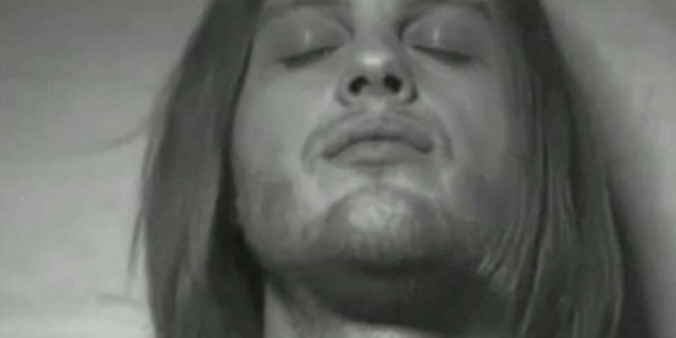 EROTISK HYLLEST: Michael Pitt i YSLs hyllest til Andy Warhols "Blow Job". EROTISK HYLLEST: Michael Pitt i YSLs hyllest til Andy Warhols "Blow Job".