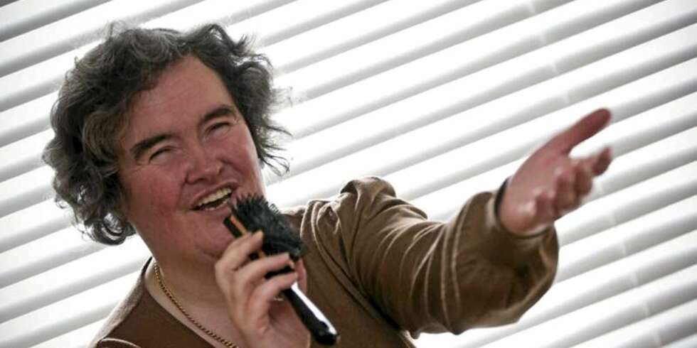 TILBAKE I DAG?:Susan Boyle er ventet å gå på scenen igjen i dag, etter at hun har tatt seg fri fra sangen fjotren dagers tid på nerveklinikken Priory i London. TILBAKE I DAG?:Susan Boyle er ventet å gå på scenen igjen i dag, etter at hun har tatt seg fri fra sangen fjotren dagers tid på nerveklinikken Priory i London.