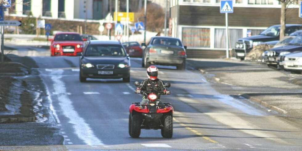 SHOPPER: En mopedregistrert ATV funker utmerket i urbant miljø. Den er lettkjørt og har drag nok til å holde tritt med trafikken. Den har også god plass og svært gode bagasjemuligheter. En perfekt shopper. SHOPPER: En mopedregistrert ATV funker utmerket i urbant miljø. Den er lettkjørt og har drag nok til å holde tritt med trafikken. Den har også god plass og svært gode bagasjemuligheter. En perfekt shopper.