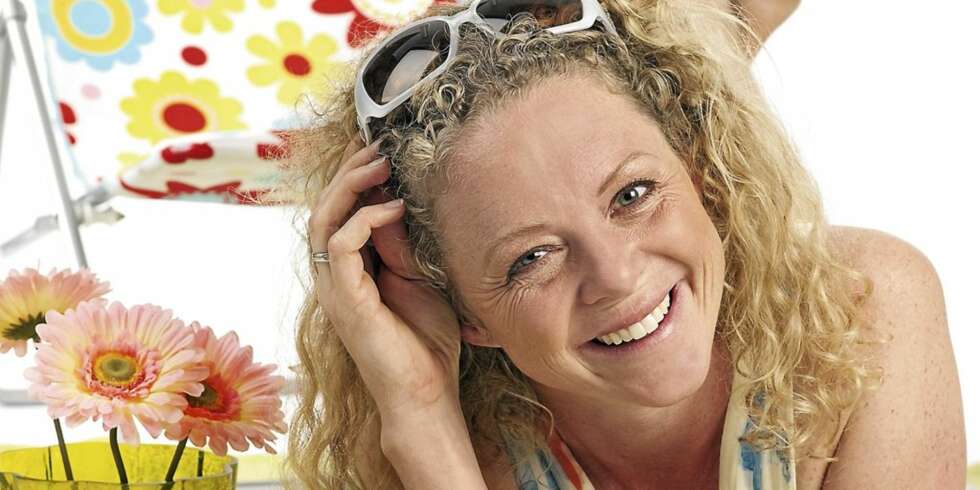 BESTE FERIE: – Sommerferien i fjor må være blant de beste. Mannen min og jeg kjøpte vår egen hytte på Onsøy ved Fredrikstad, forteller Jeanette Roede. BESTE FERIE: – Sommerferien i fjor må være blant de beste. Mannen min og jeg kjøpte vår egen hytte på Onsøy ved Fredrikstad, forteller Jeanette Roede.